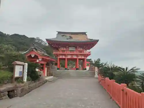 鵜戸神宮の山門・神門