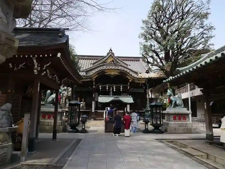 豊川稲荷東京別院の本殿・本堂