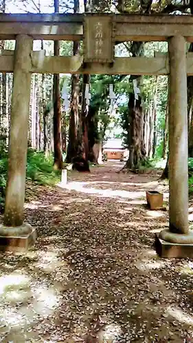 六所神社の鳥居