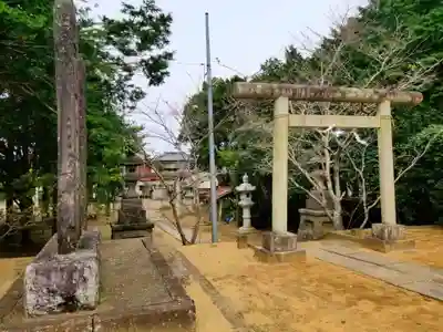 椿ノ海 水神社の鳥居