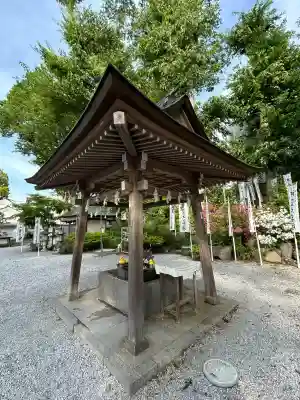 秩父今宮神社の{uncategorized: "未分類", other: "その他", undefined: "問題あり", building: "その他建物", grave: "お墓", sacred_gate: "鳥居", guardian: "狛犬", statue: "像", buddha: "仏像", history: "歴史", nature: "自然", garden: "庭園", animal: "動物", pagoda: "塔", temizu: "手水舎", mountain_gate: "山門・神門", sanctuary: "本殿・本堂", subordinate: "末社・摂社", art: "芸術", scenery: "景色", jizo: "地蔵", ema: "絵馬", goshuin: "御朱印", omikuji: "おみくじ", items: "授与品その他", amulet: "お守り", goshuincho: "御朱印帳", eats: "食事", festival: "お祭り", votive_dance: "神楽", shichigosan: "七五三参", wedding: "結婚式", experience: "体験その他", initially: "初詣", around: "周辺", anti_infection: "感染症対策"}