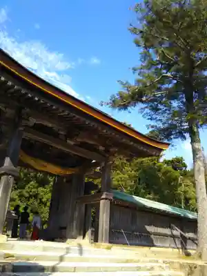 氣多大社の山門・神門