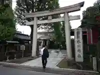 麻布氷川神社の鳥居