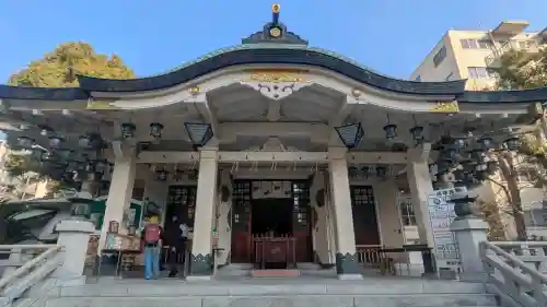 難波八阪神社の{uncategorized: "未分類", other: "その他", undefined: "問題あり", building: "その他建物", grave: "お墓", sacred_gate: "鳥居", guardian: "狛犬", statue: "像", buddha: "仏像", history: "歴史", nature: "自然", garden: "庭園", animal: "動物", pagoda: "塔", temizu: "手水舎", mountain_gate: "山門・神門", sanctuary: "本殿・本堂", subordinate: "末社・摂社", art: "芸術", scenery: "景色", jizo: "地蔵", ema: "絵馬", goshuin: "御朱印", omikuji: "おみくじ", items: "授与品その他", amulet: "お守り", goshuincho: "御朱印帳", eats: "食事", festival: "お祭り", votive_dance: "神楽", shichigosan: "七五三参", wedding: "結婚式", experience: "体験その他", initially: "初詣", around: "周辺", anti_infection: "感染症対策"}
