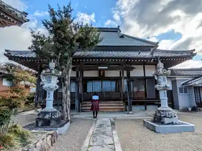 法念寺の本殿・本堂