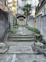 下落合弁財天の{uncategorized: "未分類", other: "その他", undefined: "問題あり", building: "その他建物", grave: "お墓", sacred_gate: "鳥居", guardian: "狛犬", statue: "像", buddha: "仏像", history: "歴史", nature: "自然", garden: "庭園", animal: "動物", pagoda: "塔", temizu: "手水舎", mountain_gate: "山門・神門", sanctuary: "本殿・本堂", subordinate: "末社・摂社", art: "芸術", scenery: "景色", jizo: "地蔵", ema: "絵馬", goshuin: "御朱印", omikuji: "おみくじ", items: "授与品その他", amulet: "お守り", goshuincho: "御朱印帳", eats: "食事", festival: "お祭り", votive_dance: "神楽", shichigosan: "七五三参", wedding: "結婚式", experience: "体験その他", initially: "初詣", around: "周辺", anti_infection: "感染症対策"}