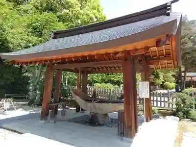 多家神社の手水舎