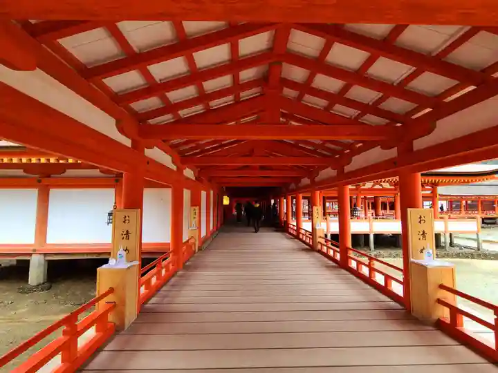 厳島神社(広島県)
