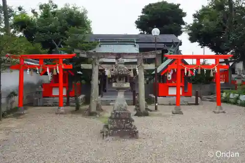 星田神社の末社