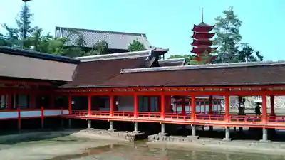 厳島神社(広島県)