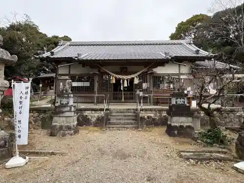 菅原神社の{uncategorized: "未分類", other: "その他", undefined: "問題あり", building: "その他建物", grave: "お墓", sacred_gate: "鳥居", guardian: "狛犬", statue: "像", buddha: "仏像", history: "歴史", nature: "自然", garden: "庭園", animal: "動物", pagoda: "塔", temizu: "手水舎", mountain_gate: "山門・神門", sanctuary: "本殿・本堂", subordinate: "末社・摂社", art: "芸術", scenery: "景色", jizo: "地蔵", ema: "絵馬", goshuin: "御朱印", omikuji: "おみくじ", items: "授与品その他", amulet: "お守り", goshuincho: "御朱印帳", eats: "食事", festival: "お祭り", votive_dance: "神楽", shichigosan: "七五三参", wedding: "結婚式", experience: "体験その他", initially: "初詣", around: "周辺", anti_infection: "感染症対策"}
