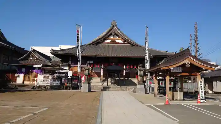 秋葉山圓通寺の本殿・本堂