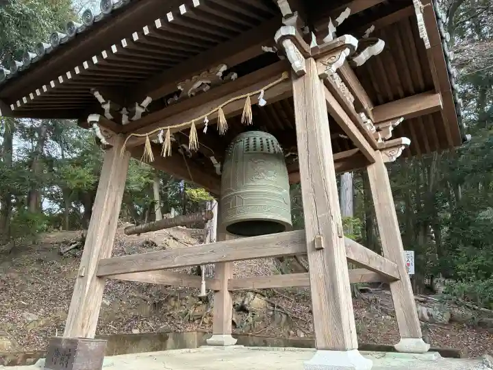 神峯山寺の{uncategorized: "未分類", other: "その他", undefined: "問題あり", building: "その他建物", grave: "お墓", sacred_gate: "鳥居", guardian: "狛犬", statue: "像", buddha: "仏像", history: "歴史", nature: "自然", garden: "庭園", animal: "動物", pagoda: "塔", temizu: "手水舎", mountain_gate: "山門・神門", sanctuary: "本殿・本堂", subordinate: "末社・摂社", art: "芸術", scenery: "景色", jizo: "地蔵", ema: "絵馬", goshuin: "御朱印", omikuji: "おみくじ", items: "授与品その他", amulet: "お守り", goshuincho: "御朱印帳", eats: "食事", festival: "お祭り", votive_dance: "神楽", shichigosan: "七五三参", wedding: "結婚式", experience: "体験その他", initially: "初詣", around: "周辺", anti_infection: "感染症対策"}