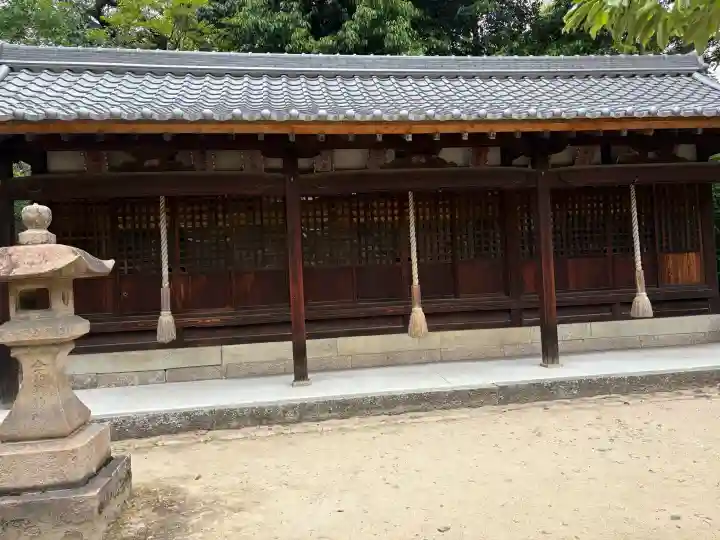 弓弦羽神社の{uncategorized: "未分類", other: "その他", undefined: "問題あり", building: "その他建物", grave: "お墓", sacred_gate: "鳥居", guardian: "狛犬", statue: "像", buddha: "仏像", history: "歴史", nature: "自然", garden: "庭園", animal: "動物", pagoda: "塔", temizu: "手水舎", mountain_gate: "山門・神門", sanctuary: "本殿・本堂", subordinate: "末社・摂社", art: "芸術", scenery: "景色", jizo: "地蔵", ema: "絵馬", goshuin: "御朱印", omikuji: "おみくじ", items: "授与品その他", amulet: "お守り", goshuincho: "御朱印帳", eats: "食事", festival: "お祭り", votive_dance: "神楽", shichigosan: "七五三参", wedding: "結婚式", experience: "体験その他", initially: "初詣", around: "周辺", anti_infection: "感染症対策"}
