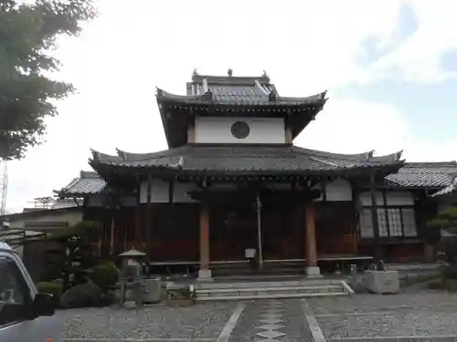 済福寺の本殿・本堂