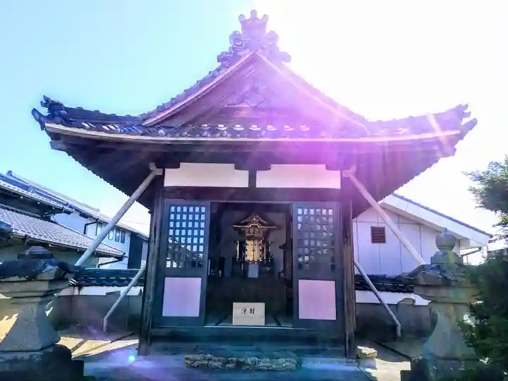 泉流山 実相寺の末社・摂社