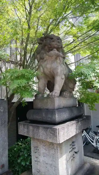 綱敷天神社御旅社の狛犬