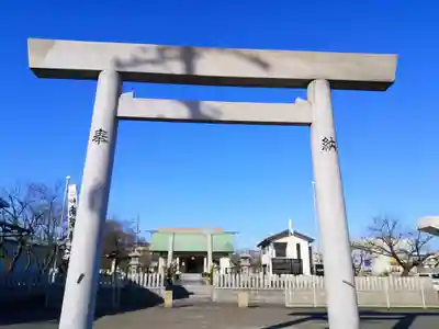 南陽神社の鳥居