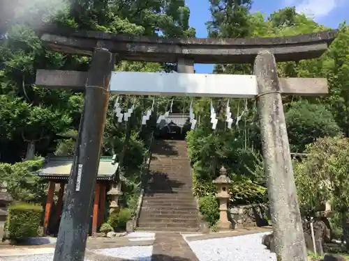 居神神社の鳥居