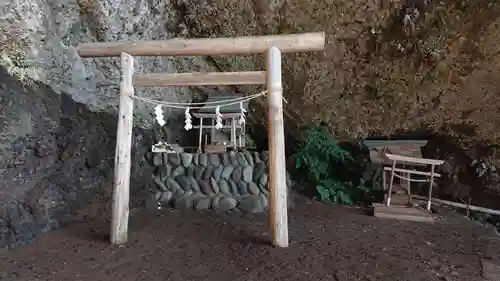 姥子神社の末社