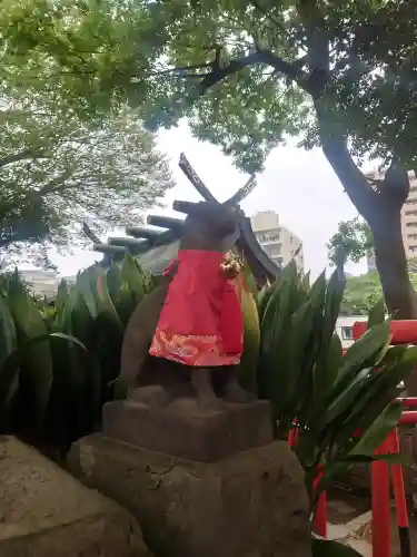 品川神社の{uncategorized: "未分類", other: "その他", undefined: "問題あり", building: "その他建物", grave: "お墓", sacred_gate: "鳥居", guardian: "狛犬", statue: "像", buddha: "仏像", history: "歴史", nature: "自然", garden: "庭園", animal: "動物", pagoda: "塔", temizu: "手水舎", mountain_gate: "山門・神門", sanctuary: "本殿・本堂", subordinate: "末社・摂社", art: "芸術", scenery: "景色", jizo: "地蔵", ema: "絵馬", goshuin: "御朱印", omikuji: "おみくじ", items: "授与品その他", amulet: "お守り", goshuincho: "御朱印帳", eats: "食事", festival: "お祭り", votive_dance: "神楽", shichigosan: "七五三参", wedding: "結婚式", experience: "体験その他", initially: "初詣", around: "周辺", anti_infection: "感染症対策"}