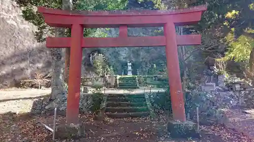 嵐稲荷神社の鳥居