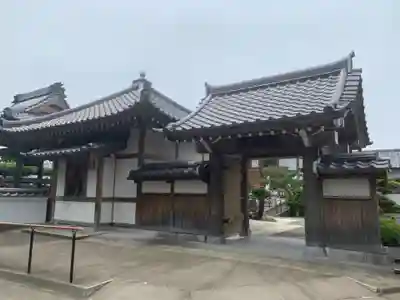 蓮福寺の山門・神門