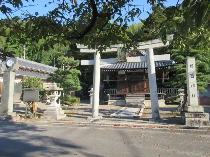 日吉神社の鳥居