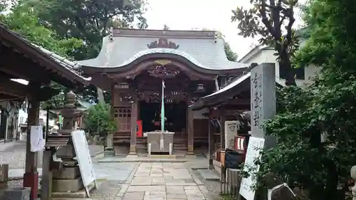 薫的神社の本殿