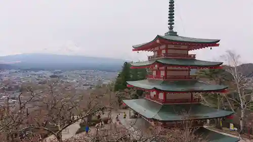 新倉富士浅間神社の景色