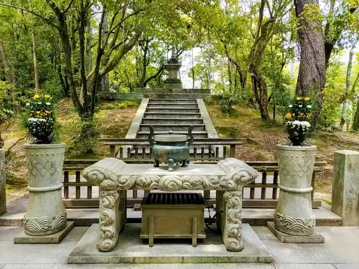 唐招提寺のお墓