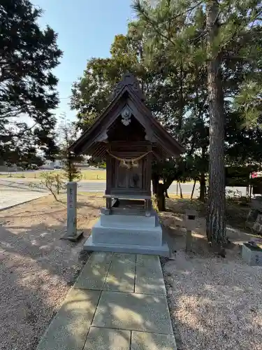 万九千社の{uncategorized: "未分類", other: "その他", undefined: "問題あり", building: "その他建物", grave: "お墓", sacred_gate: "鳥居", guardian: "狛犬", statue: "像", buddha: "仏像", history: "歴史", nature: "自然", garden: "庭園", animal: "動物", pagoda: "塔", temizu: "手水舎", mountain_gate: "山門・神門", sanctuary: "本殿・本堂", subordinate: "末社・摂社", art: "芸術", scenery: "景色", jizo: "地蔵", ema: "絵馬", goshuin: "御朱印", omikuji: "おみくじ", items: "授与品その他", amulet: "お守り", goshuincho: "御朱印帳", eats: "食事", festival: "お祭り", votive_dance: "神楽", shichigosan: "七五三参", wedding: "結婚式", experience: "体験その他", initially: "初詣", around: "周辺", anti_infection: "感染症対策"}