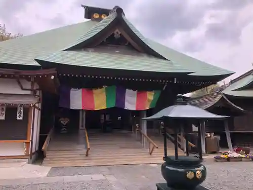 弘明寺の本殿・本堂