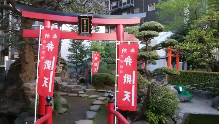 羽衣町厳島神社(関内厳島神社・横浜弁天)の鳥居