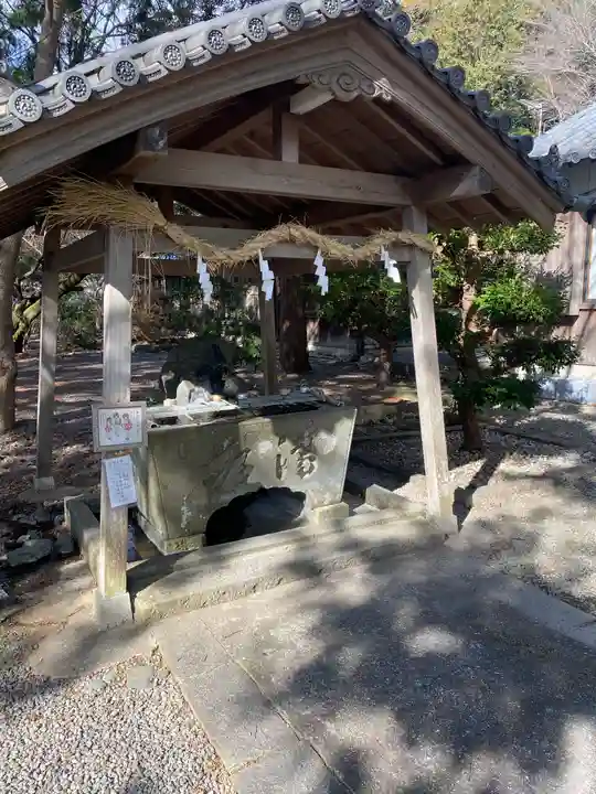 田殿丹生神社の手水舎
