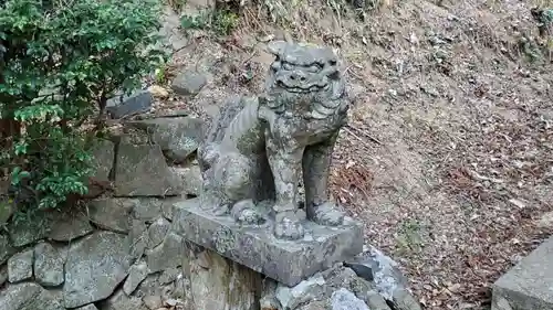 縫殿神社の狛犬