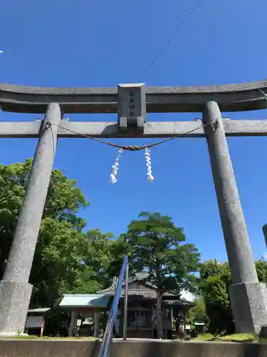 都萬神社の鳥居