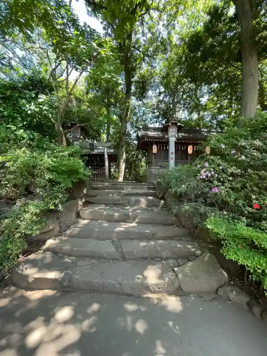 検見川神社の{uncategorized: "未分類", other: "その他", undefined: "問題あり", building: "その他建物", grave: "お墓", sacred_gate: "鳥居", guardian: "狛犬", statue: "像", buddha: "仏像", history: "歴史", nature: "自然", garden: "庭園", animal: "動物", pagoda: "塔", temizu: "手水舎", mountain_gate: "山門・神門", sanctuary: "本殿・本堂", subordinate: "末社・摂社", art: "芸術", scenery: "景色", jizo: "地蔵", ema: "絵馬", goshuin: "御朱印", omikuji: "おみくじ", items: "授与品その他", amulet: "お守り", goshuincho: "御朱印帳", eats: "食事", festival: "お祭り", votive_dance: "神楽", shichigosan: "七五三参", wedding: "結婚式", experience: "体験その他", initially: "初詣", around: "周辺", anti_infection: "感染症対策"}