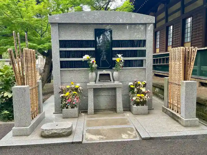 圓蔵寺の{uncategorized: "未分類", other: "その他", undefined: "問題あり", building: "その他建物", grave: "お墓", sacred_gate: "鳥居", guardian: "狛犬", statue: "像", buddha: "仏像", history: "歴史", nature: "自然", garden: "庭園", animal: "動物", pagoda: "塔", temizu: "手水舎", mountain_gate: "山門・神門", sanctuary: "本殿・本堂", subordinate: "末社・摂社", art: "芸術", scenery: "景色", jizo: "地蔵", ema: "絵馬", goshuin: "御朱印", omikuji: "おみくじ", items: "授与品その他", amulet: "お守り", goshuincho: "御朱印帳", eats: "食事", festival: "お祭り", votive_dance: "神楽", shichigosan: "七五三参", wedding: "結婚式", experience: "体験その他", initially: "初詣", around: "周辺", anti_infection: "感染症対策"}