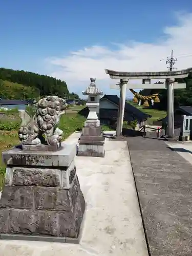 八幡神社の狛犬