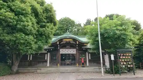 白金氷川神社の本殿・本堂