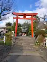 諏訪神社の鳥居