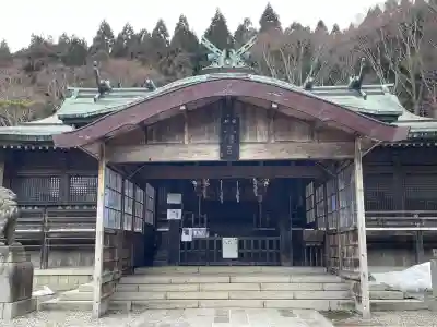 函館八幡宮の{uncategorized: "未分類", other: "その他", undefined: "問題あり", building: "その他建物", grave: "お墓", sacred_gate: "鳥居", guardian: "狛犬", statue: "像", buddha: "仏像", history: "歴史", nature: "自然", garden: "庭園", animal: "動物", pagoda: "塔", temizu: "手水舎", mountain_gate: "山門・神門", sanctuary: "本殿・本堂", subordinate: "末社・摂社", art: "芸術", scenery: "景色", jizo: "地蔵", ema: "絵馬", goshuin: "御朱印", omikuji: "おみくじ", items: "授与品その他", amulet: "お守り", goshuincho: "御朱印帳", eats: "食事", festival: "お祭り", votive_dance: "神楽", shichigosan: "七五三参", wedding: "結婚式", experience: "体験その他", initially: "初詣", around: "周辺", anti_infection: "感染症対策"}