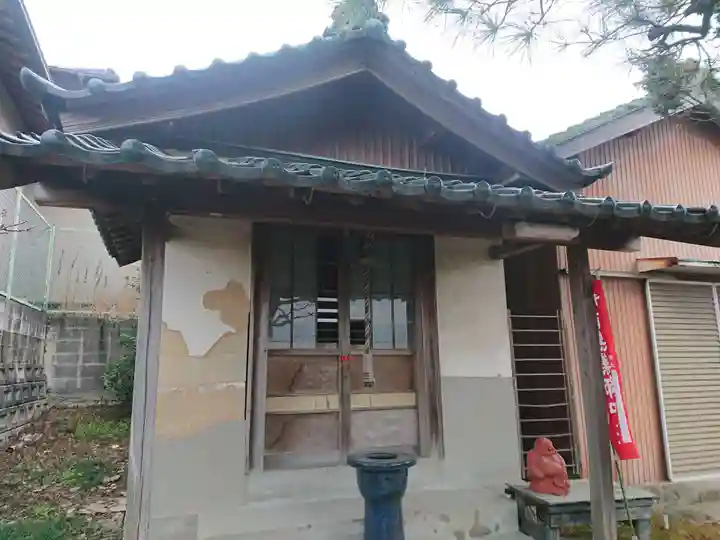 西覚寺の本殿・本堂