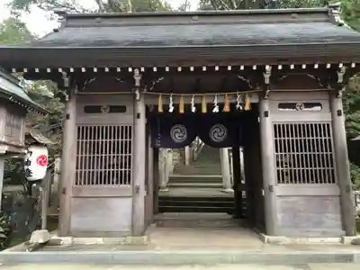 宇佐神社の山門・神門