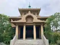 徳浄寺の{uncategorized: "未分類", other: "その他", undefined: "問題あり", building: "その他建物", grave: "お墓", sacred_gate: "鳥居", guardian: "狛犬", statue: "像", buddha: "仏像", history: "歴史", nature: "自然", garden: "庭園", animal: "動物", pagoda: "塔", temizu: "手水舎", mountain_gate: "山門・神門", sanctuary: "本殿・本堂", subordinate: "末社・摂社", art: "芸術", scenery: "景色", jizo: "地蔵", ema: "絵馬", goshuin: "御朱印", omikuji: "おみくじ", items: "授与品その他", amulet: "お守り", goshuincho: "御朱印帳", eats: "食事", festival: "お祭り", votive_dance: "神楽", shichigosan: "七五三参", wedding: "結婚式", experience: "体験その他", initially: "初詣", around: "周辺", anti_infection: "感染症対策"}