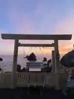 二見興玉神社の{uncategorized: "未分類", other: "その他", undefined: "問題あり", building: "その他建物", grave: "お墓", sacred_gate: "鳥居", guardian: "狛犬", statue: "像", buddha: "仏像", history: "歴史", nature: "自然", garden: "庭園", animal: "動物", pagoda: "塔", temizu: "手水舎", mountain_gate: "山門・神門", sanctuary: "本殿・本堂", subordinate: "末社・摂社", art: "芸術", scenery: "景色", jizo: "地蔵", ema: "絵馬", goshuin: "御朱印", omikuji: "おみくじ", items: "授与品その他", amulet: "お守り", goshuincho: "御朱印帳", eats: "食事", festival: "お祭り", votive_dance: "神楽", shichigosan: "七五三参", wedding: "結婚式", experience: "体験その他", initially: "初詣", around: "周辺", anti_infection: "感染症対策"}