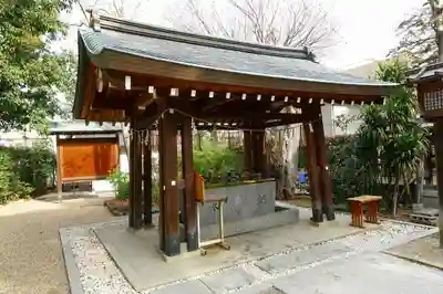 辛國神社の手水舎