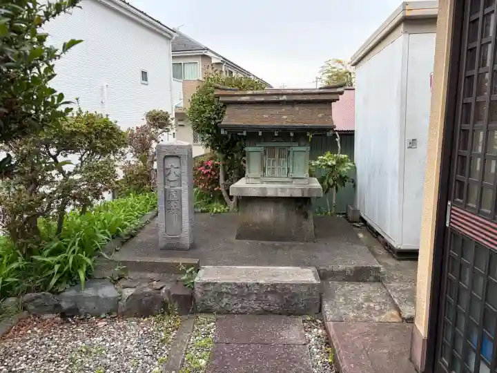 大口真神の{uncategorized: "未分類", other: "その他", undefined: "問題あり", building: "その他建物", grave: "お墓", sacred_gate: "鳥居", guardian: "狛犬", statue: "像", buddha: "仏像", history: "歴史", nature: "自然", garden: "庭園", animal: "動物", pagoda: "塔", temizu: "手水舎", mountain_gate: "山門・神門", sanctuary: "本殿・本堂", subordinate: "末社・摂社", art: "芸術", scenery: "景色", jizo: "地蔵", ema: "絵馬", goshuin: "御朱印", omikuji: "おみくじ", items: "授与品その他", amulet: "お守り", goshuincho: "御朱印帳", eats: "食事", festival: "お祭り", votive_dance: "神楽", shichigosan: "七五三参", wedding: "結婚式", experience: "体験その他", initially: "初詣", around: "周辺", anti_infection: "感染症対策"}