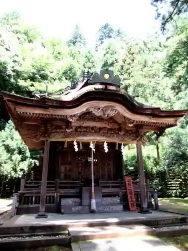 岡太神社・大瀧神社の本殿・本堂
